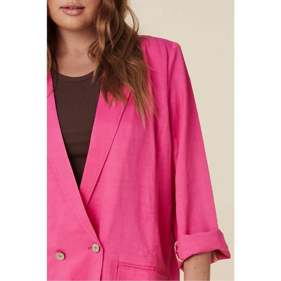 Spell Vacation Blazer in Hibiscus - Picture 8 of 13